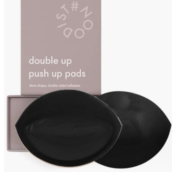 NOOD Double Up Silicone Push-Up Pads Demi Black - Picture 1 of 7